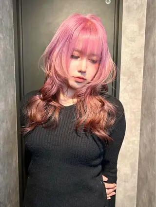 セミロング 鈴木 華奈のヘアスタイル
