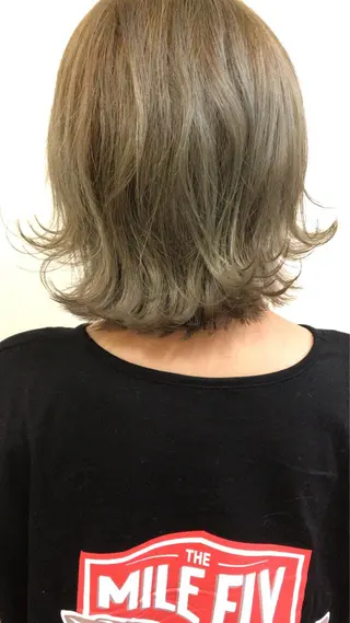 ミディアム カラー ヨシダ トオルのヘアスタイル