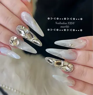 ネイル TIDY M&Mのネイルデザイン