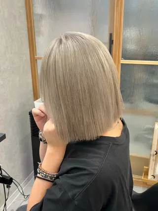 ミディアム ハイトーン・ボブ 🎀/𝐚𝐨𝐢のヘアスタイル