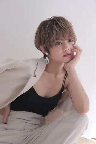 ショート パーマ stylist/ボブ ことの/韓国レイヤーのヘアスタイル