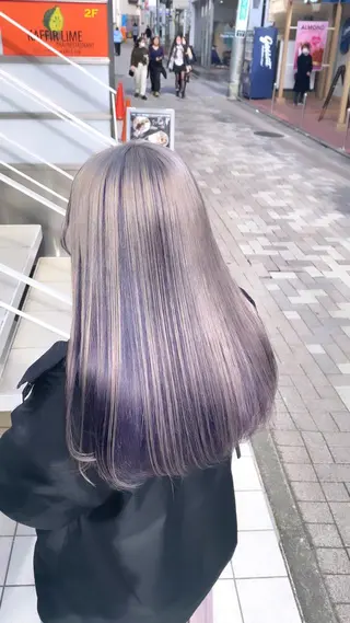 ロング カラー THESALONS所属・🤍ブリーチカラー /寄田龍樹🤍のヘアスタイル