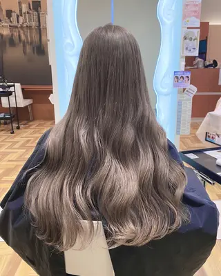 ロング _WHITE難波店[アンダーバーホワイト]所属・艶カラー/髪質改善 /韓国風/中村嘉秀のヘアスタイル