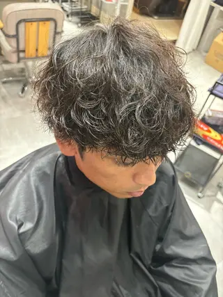 ショート パーマ メンズ 長谷川 湧のヘアスタイル