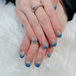 ネイル 根津 綾子のネイルデザイン