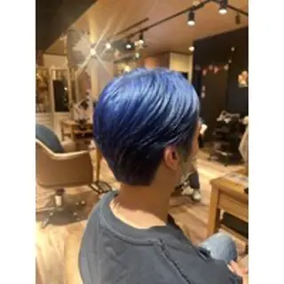 ショート カラー 高口 小春のヘアスタイル