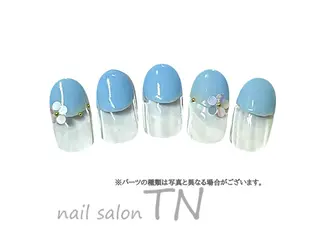 ネイル 矢川 まどかのネイルデザイン