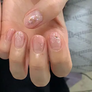 ネイル アトリエ　ミモザ所属・いまむら あかりのネイルデザイン