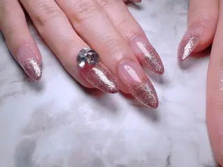 ネイル Nail Salon L'arc所属・💊大阪/心斎橋 moni🧠のネイルデザイン