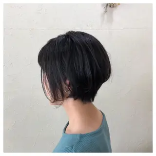 ショート カラー ENIF ヤマグチアツコのヘアスタイル