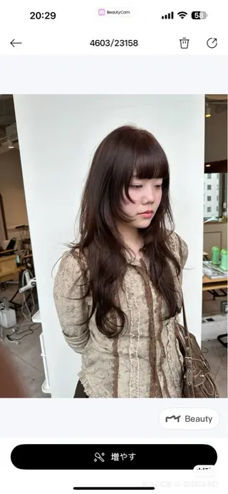 ミディアム 大阪ウルフカット ハッシュカットのヘアスタイル