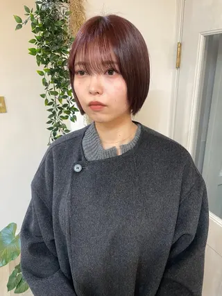 ショート ブリーチなしで透け感 暖色カラーボブaoiのヘアスタイル
