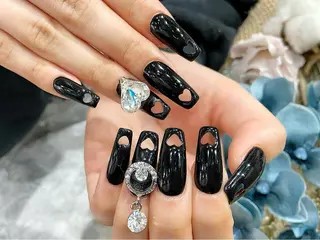 ネイル nailsalon Mirrorのネイルデザイン