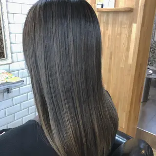 ロング カラー ALETTA所属・橋本 敬介のヘアスタイル