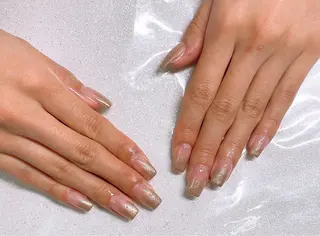 ネイル VIERU 🌈🎀💖のネイルデザイン