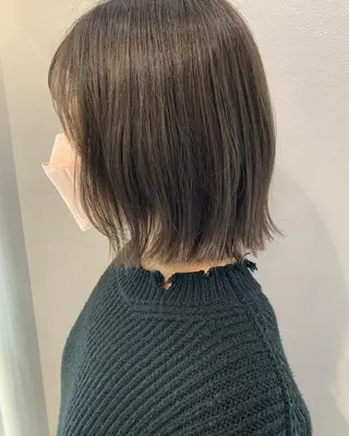 ミディアム カラー hub hair レイヤー/透明感のヘアスタイル