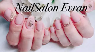 ネイル Nail salon Evranのネイルデザイン