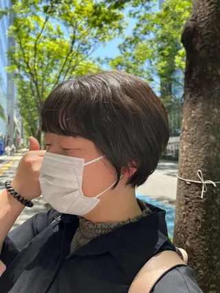 ショート えんぐちとも／透明感 カラー／博多ボブのヘアスタイル