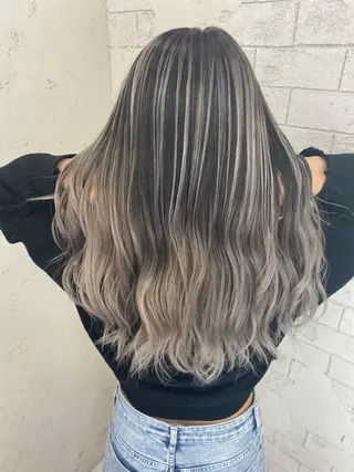 ロング カラー Eleanor立川北口所属・🦋YUI 髪質改善 ブリーチ　着付け🦋のヘアスタイル