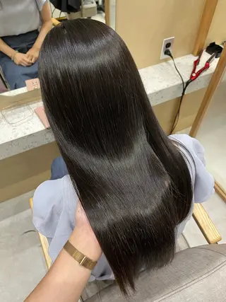 ロング カラー ヘアアレンジ 🥀暖色韓国ヘア💕 保科侑花のヘアスタイル