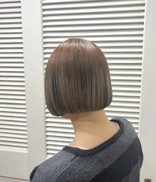 ショート 新宿 新井彩斗のヘアスタイル
