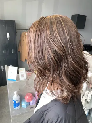 カラー ✂︎GLITTER ✂︎Yuu✂︎のヘアスタイル