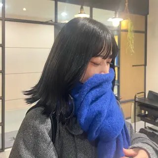 ミディアム カラー Neale. ユメのヘアスタイル