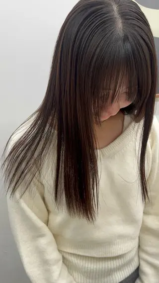 ロング Lomalia もえかのヘアスタイル