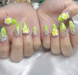 ネイル 高橋 ユキのネイルデザイン