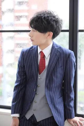 ショート パーマ メンズ 吉岡 昌吾のヘアスタイル