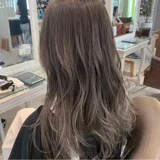 ロング 中井 茅佳のヘアスタイル