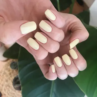 ネイル 🌞💜 KAORI 🌴のネイルデザイン