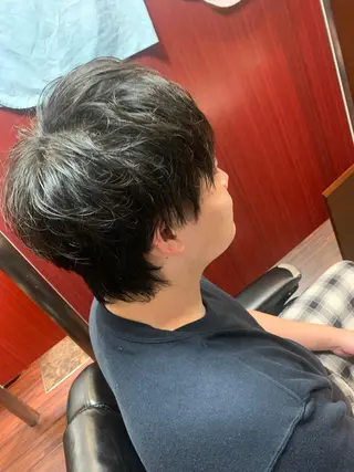 ミディアム メンズ HIRO  GINZA   PREMIUMBARBER パレスホテル東京店所属・行平 成穂のヘアスタイル