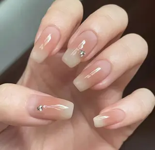 ネイル ラッキーネイルサロン西川口東口店所属・山田 由奈のネイルデザイン