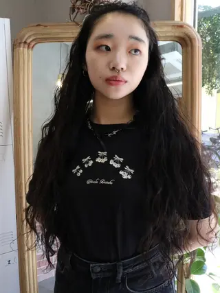 ロング パーマ 松村 澪里のヘアスタイル