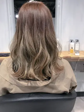 セミロング うる艶/レイヤー 🪞池袋LAND🪞のヘアスタイル