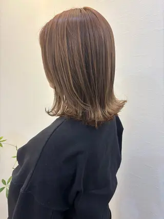 カラー Ruang所属・ツノガイ エリのヘアスタイル