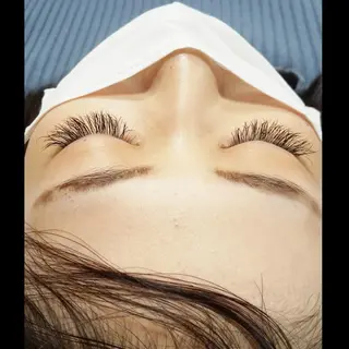 マツエク・マツパ 💡次世代LED -TIARA💡のマツエク・マツパデザイン