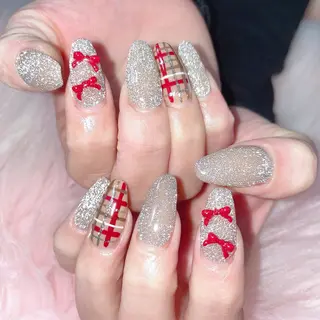 ネイル MignonReve ♡EIMI🌈のネイルデザイン