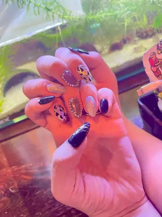 ネイル 高尾 梨花のネイルデザイン