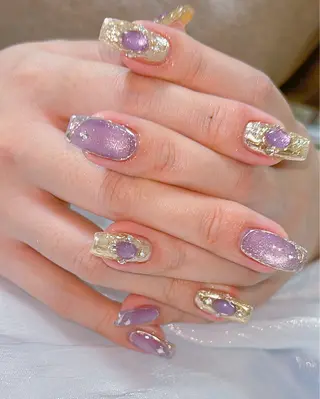 ネイル ネイルサロンエクラ 🫧Shizukaのネイルデザイン