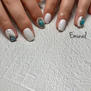 ネイル Emu Nailのネイルデザイン