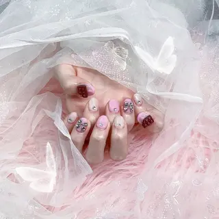 ネイル パーツ全部¥110 サロンミミのネイルデザイン