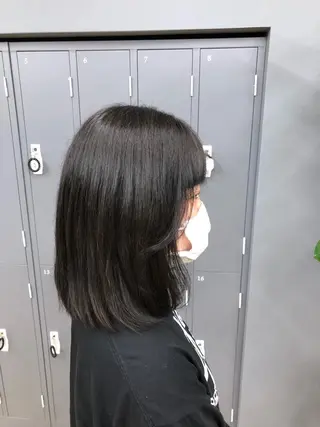 ミディアム カラー GIEN 末吉 海斗のヘアスタイル