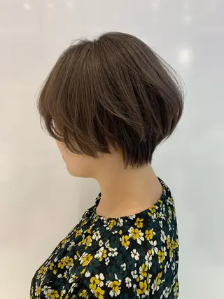 ショート カラー ハッシュカット/ハイ トーン/MANAMIのヘアスタイル