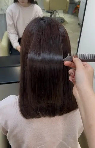 ミディアム NODOKA/ 銀座/艶カラー️🫧のヘアスタイル