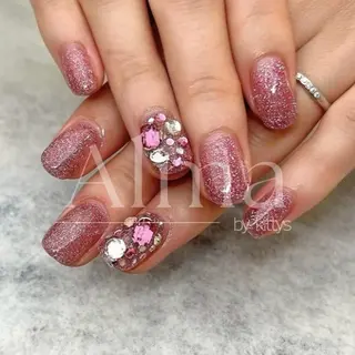 ネイル Alma by kittys 谷保店所属・Alma chitoseのネイルデザイン