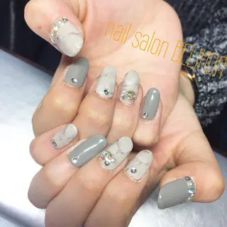 ロング ネイル 毛利 ゆりあのエステ・リラクイメージ