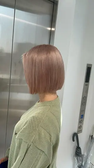 ショート カラー レイヤー/透明感 カラー🌿KANTAのヘアスタイル