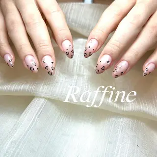 ネイル RAFFINE haru🦋🩵のネイルデザイン